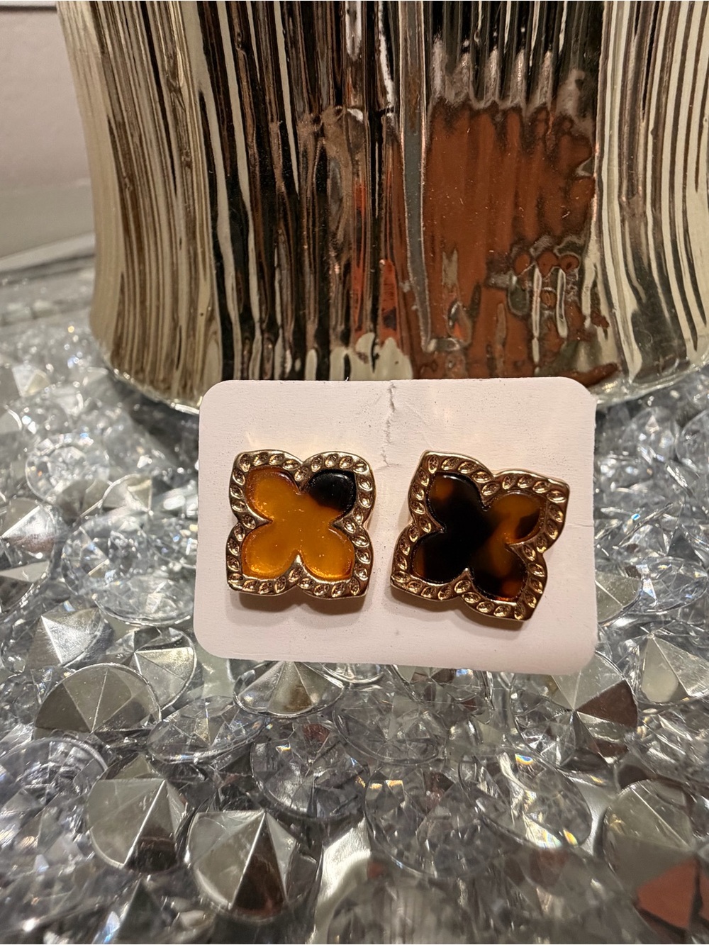 Gold-Tone Clover Stud Earrings with Amber Tortoise Inlay